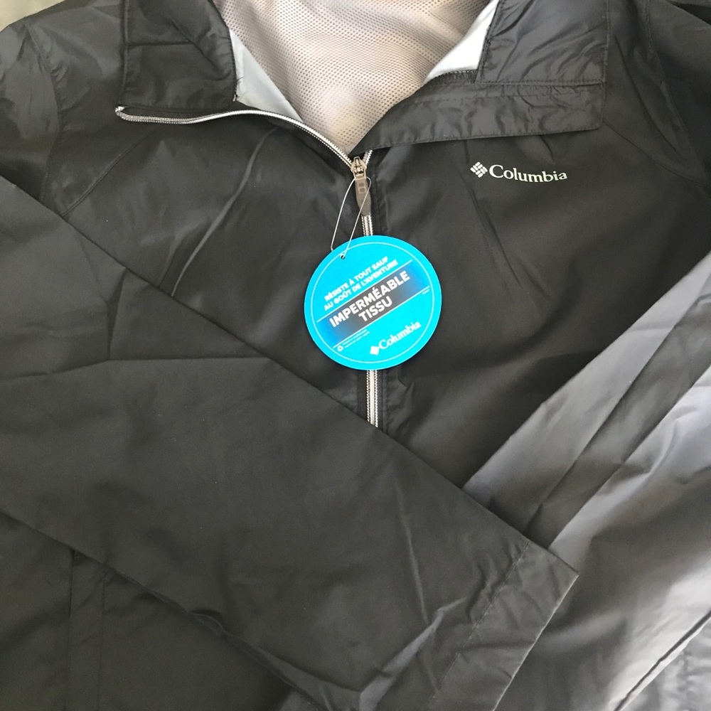 Waterproof windbreaker